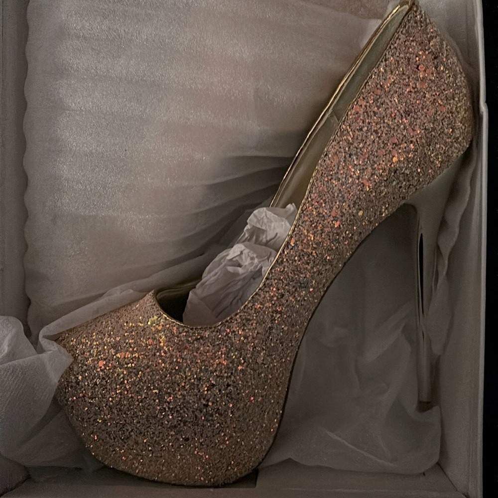 Brand New size 9 stilettos